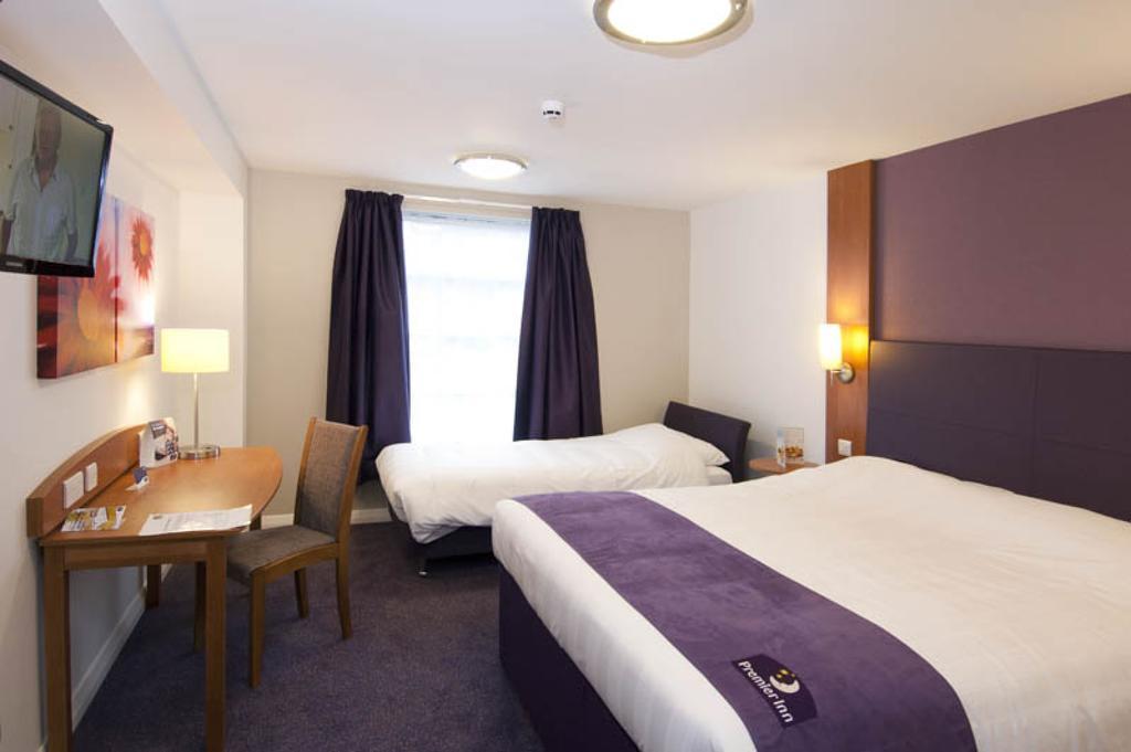 Premier Inn Watford - Croxley Green Room photo