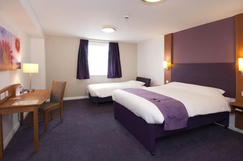 Premier Inn Watford - Croxley Green Room photo