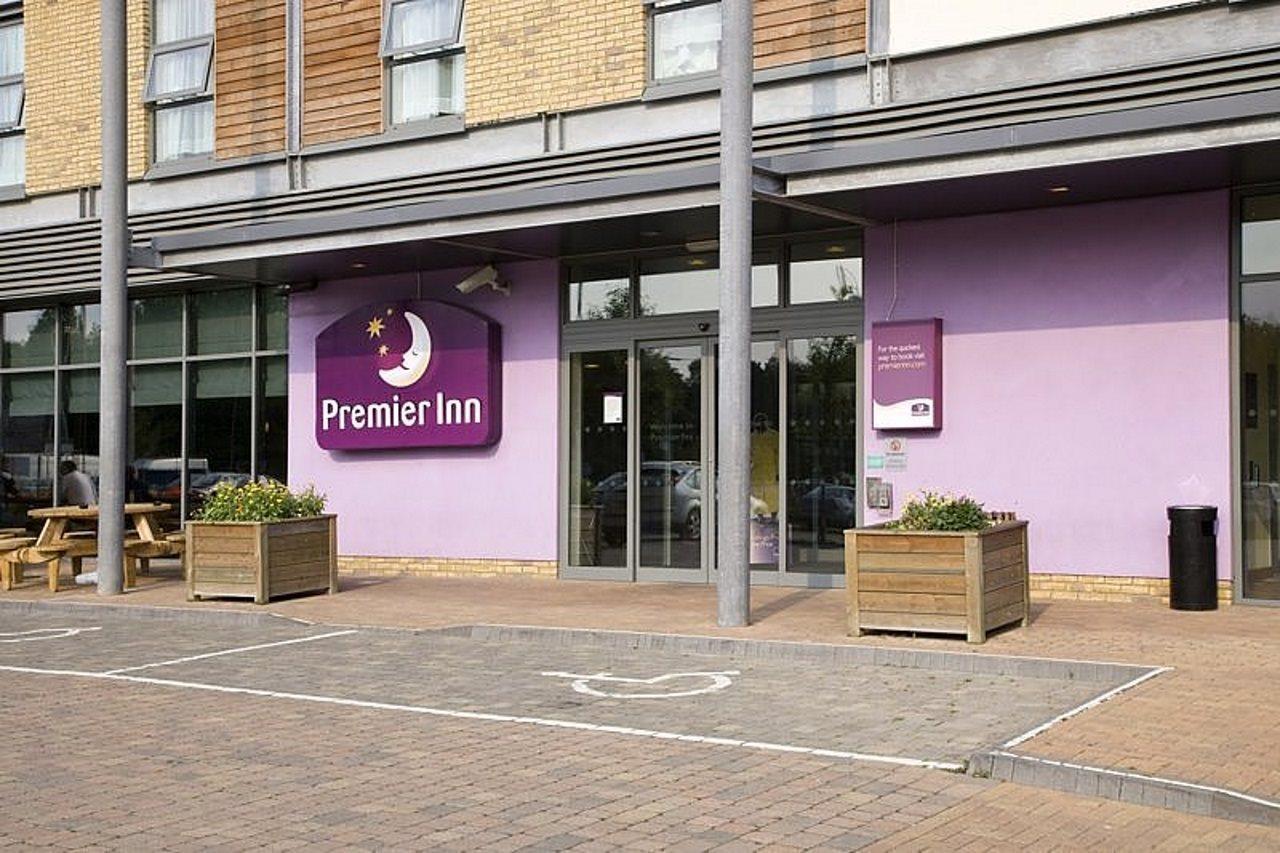 Premier Inn Watford - Croxley Green Exterior photo